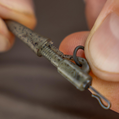 Clip Plomb Avid Carp Outline Flecktone Fused Lead QC (par 5) - description 02