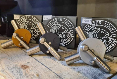 Bloc De Tête D'Epuisette JSV Innovations Master Lock Gris 5 4a2d4545419830880d6386da1b1231c4bb4fc3c4_212787amb1.jpg