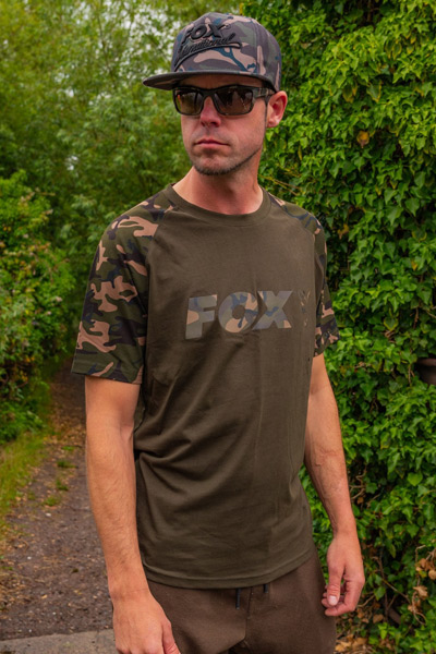 Carp Fishing Clothing *NEW* Fox Raglan Khaki Front Camo Short Sleeve T-Shirt 