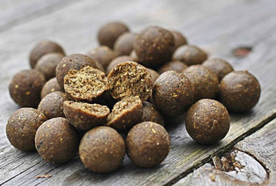 Pack Appâts Dynamite Baits Hot Fish & GLM - description 01