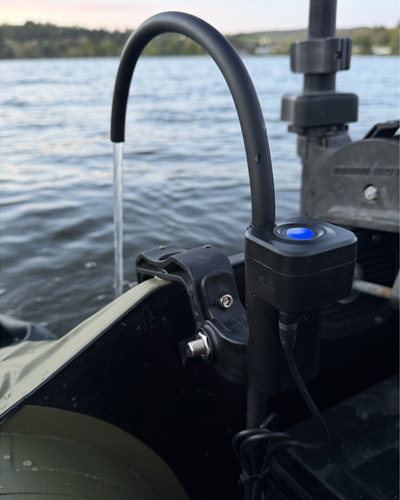 Pompe Vide Bateau Holdcarp Rechargeable Boat Water Pump - description 03