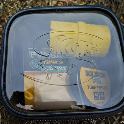 Trousse à Accessoires Etanche Carp Spirit Hydro Box Camo 1.2L - description 03