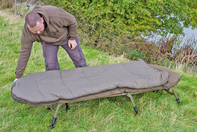 avid carp bedchair